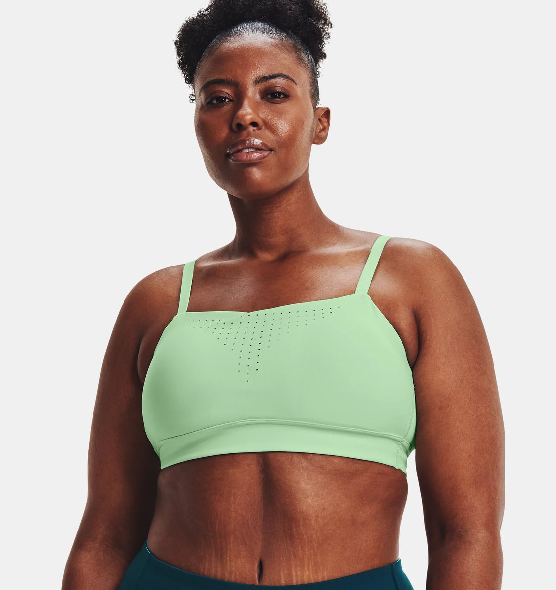 Celliant's tweet photo. Love this bra from @UnderArmour's UA RUSH™ collection — it’s powered by #CELLIANT to capture and convert your body heat into #infraredenergy increasing your local circulation and helping you perform stronger and recover faster.
#UARUSH #textileinnovation #bioresponsivetextiles https://t.co/AgSsFFnT78