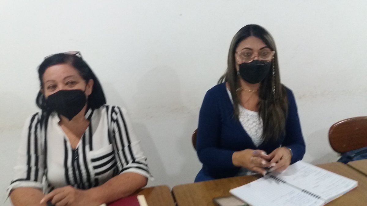 unermbposgrado's tweet photo. Este martes  se desarrollo en la sede Posgrado R-10, una mesa de  trabajo para la socialización y construcción de los formatos de acreditación de las maestrías, doctorados Y especialización del Programa. https://t.co/2zIH8otvFv