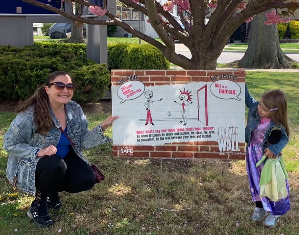 Help spread awareness on the importance of having Frequent, Firm and Consistent talks about alcohol and substance misuse with teens!

These AMAZING Lawn Signs come in 2 designs, are 36x24 (double sided) and are completely free!

Get yours today! Contact info@oceansidesafe.org