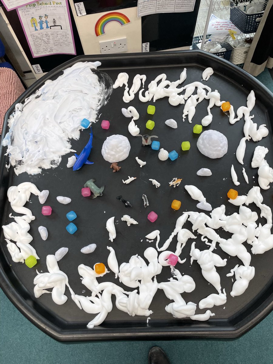 sword_miss's tweet photo. ARCTIC ANIMALS ❄️ Prep 2 loved exploring this set-up filled with arctic animals today! With shaving foam snow and some colourful reusable ice cubes to set the chilly scene 🐧🐋 they also had an extra challenge to see if they could build an igloo out of the cubes 🧊 https://t.co/0j42gz1WCl