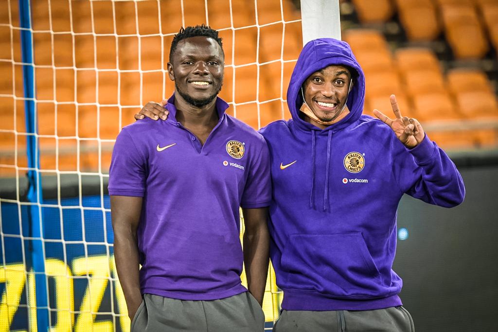 KaizerChiefs's tweet photo. ❤✌🏾 #DStvPrem #Amakhosi4Life #KCReunited https://t.co/9MqBhOqcZV
