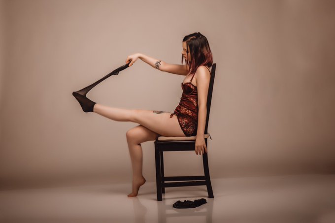 heute &auml;rzte termine ohne ende .. das heist heute ma f&uuml;sse hochlegen. https://t.co/nzYqIzrXRN https://t<a href="/tag/domina"class="tags"><span>#domina</span></a><a href="/tag/findom"class="tags"><span>#findom</span></a><a href="/tag/bizzarlady"class="tags"><span>#bizzarlady</span></a>
