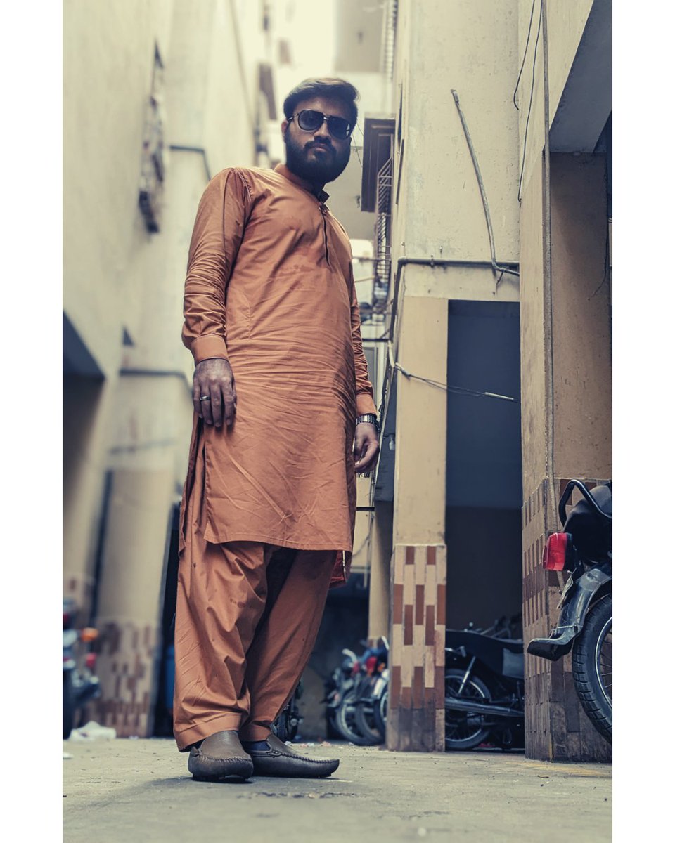 owais_razaa's tweet photo. Eid Mubarak✨ https://t.co/uHg9au4DZV
