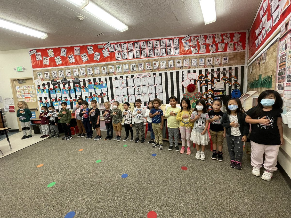 Transitional Kindergarten students from Mrs. Manthorne’s classroom citing the Pledge of Allegiance!