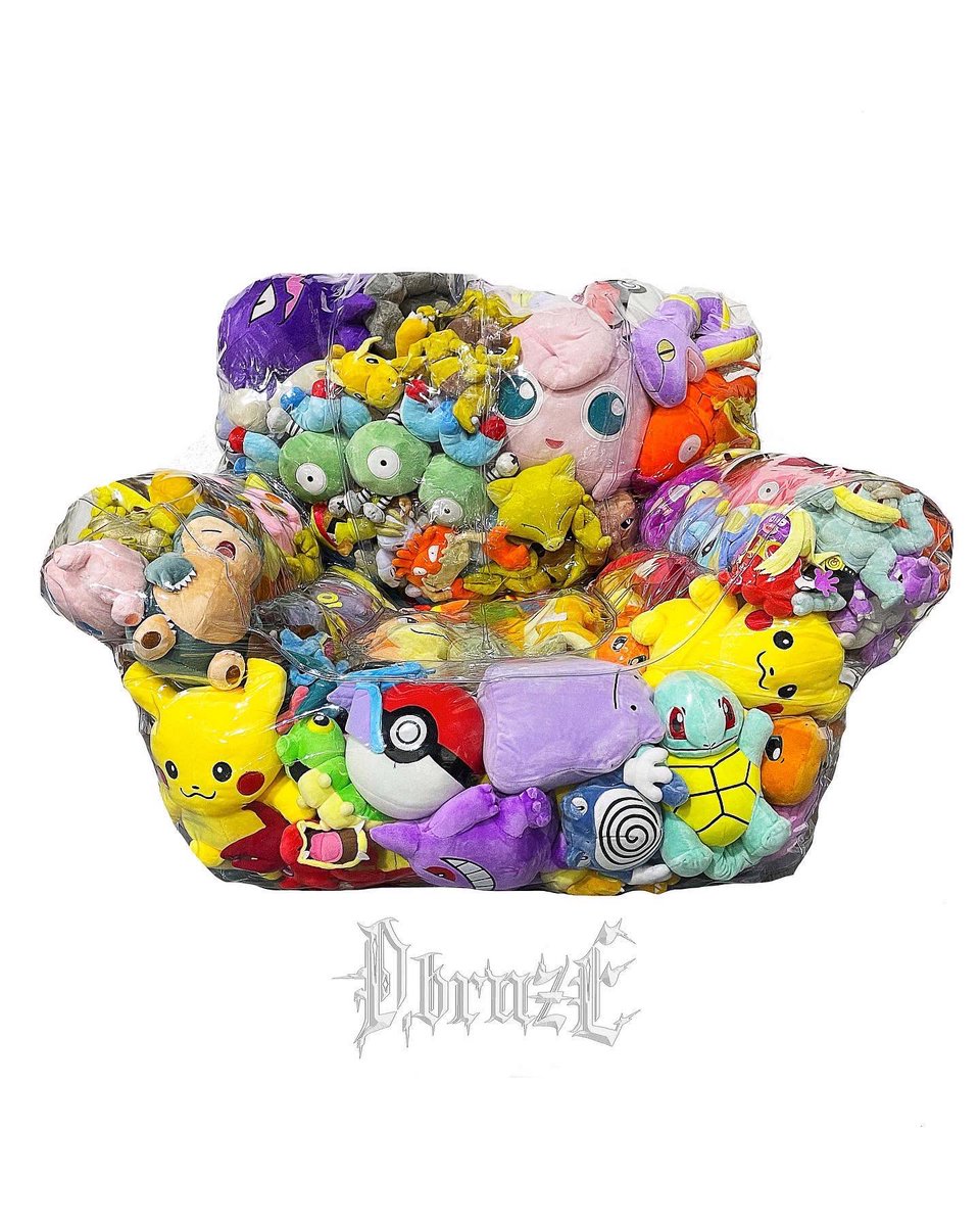 Deebruze's tweet photo. Art project completed. Trapped memories.. The inspiration was completely the flea markets I frequent nationwide. I kept seeing the endless booths of forgotten toys n Pokémon plushies and thought of ways to utilize them in a non-intended non traditional use. This will be a series. https://t.co/mjckh6OnH3