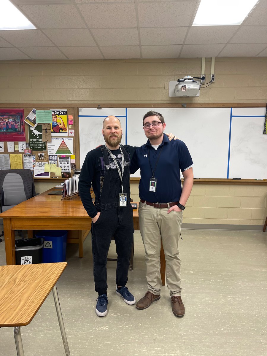 unltlte's tweet photo. TLTE would like to congratulate Robert Copland! Another of our Outstanding Student Teachers.🙌! His hard work and dedication to education has earned him well-deserved recognition. TLTE staff met with Robert to talk about his experience in the program. (interview follows) https://t.co/sUZWdjkmzK