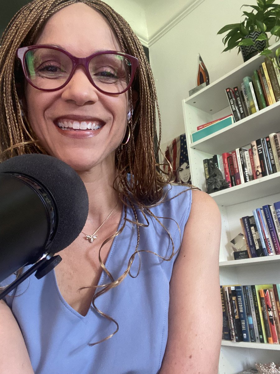 MHarrisPerry's tweet photo. We are starting shortly! Celebrate #MothersDay by learning how mamas of color use cash programs to support themselves, their families, &amp; their communities. 

Don't miss this panel w/ participants from @SpringboardToOp &amp; @bridgeprojectny, https://t.co/ihomXq2rgx https://t.co/un384W2lYG