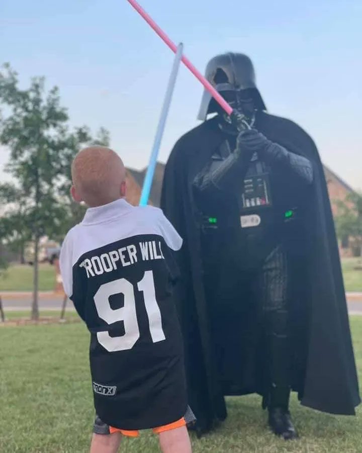 501stLegion's tweet photo. Congratulations to the Crew of The Year 2021! Members of @OK501st raised funds ($1,000+) for Warrior Will’s fight against Leukemia. Great job by all and keep up the fight! 
#501st #StarWars #OKGarrison #CrewOfTheYear #COTY #FightLeukemia #leukemiawarrior https://t.co/K3gCqY41xZ