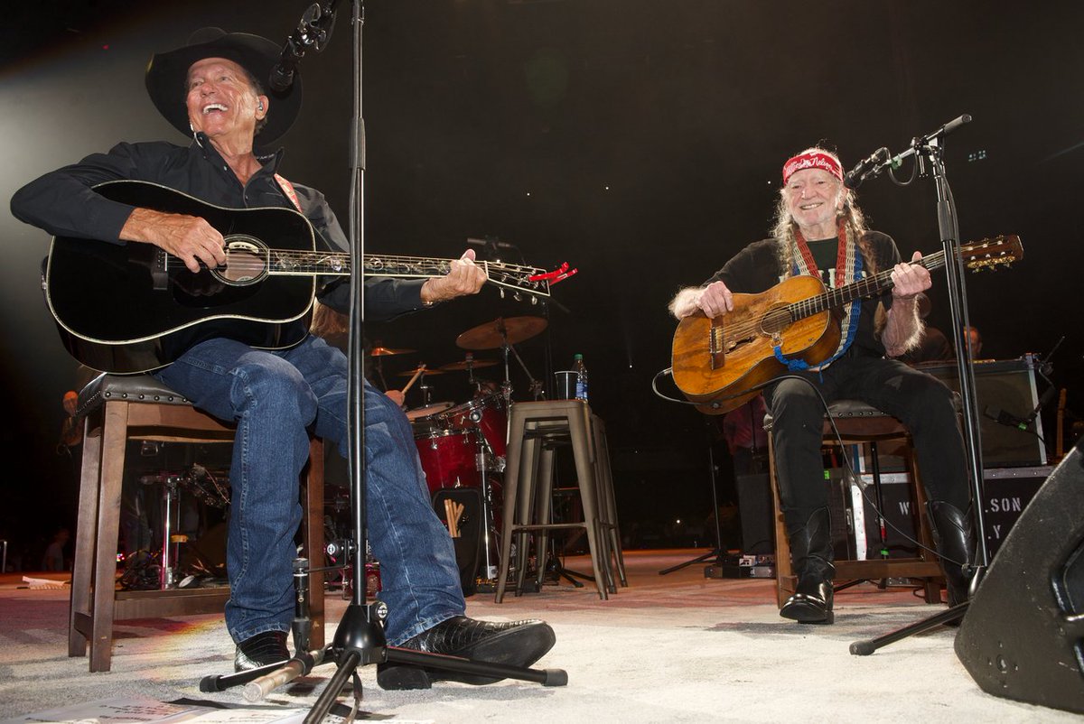 George Strait tweet media