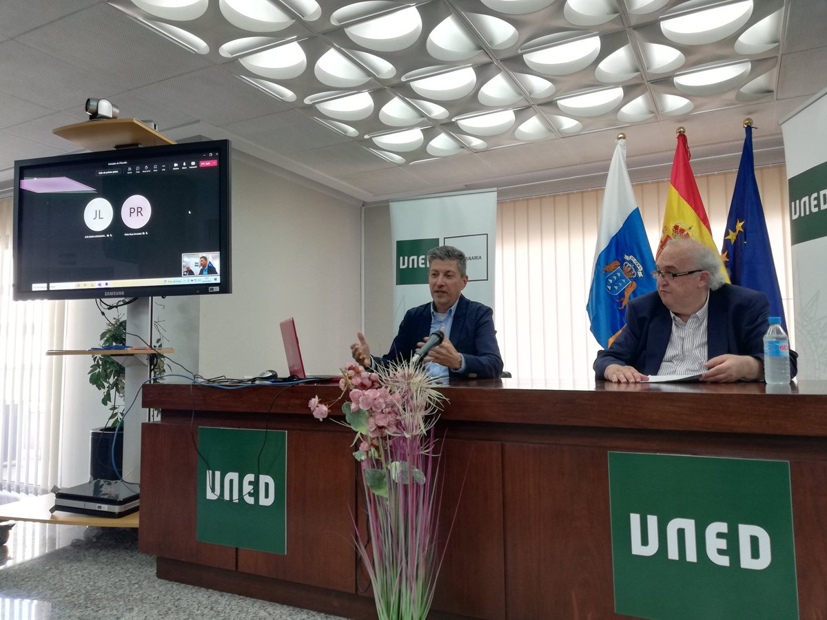 Repres_FiloUNED's tweet photo. Arrancan las Jornadas de Ética, Estética y Política en tiempos de crisis, en @UNEDGRANCANARIA, con la ponencia de nuestro catedrático Antonio García - Santesmases. https://t.co/Ro4p7u04D2