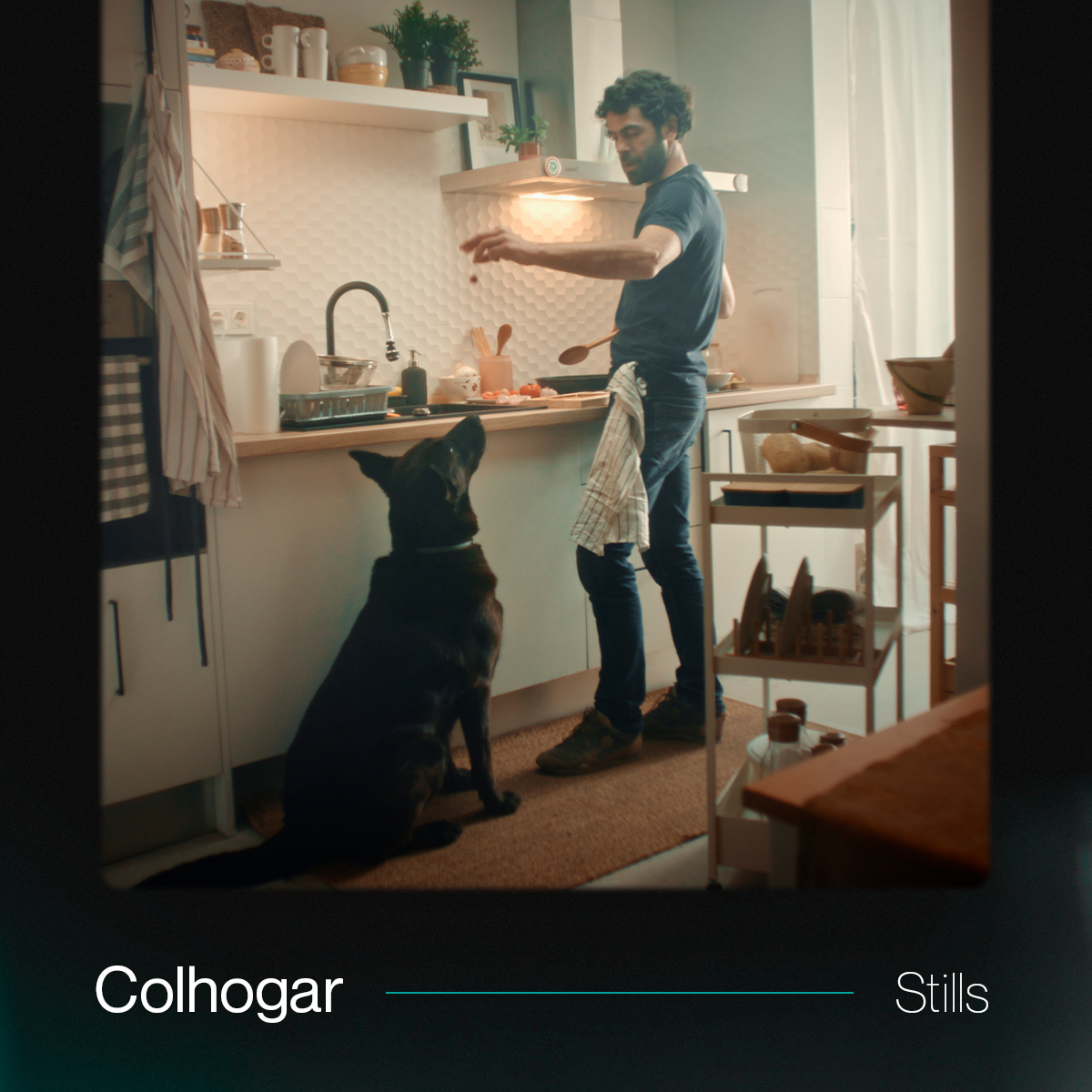TwinFreakStudio's tweet photo. ¡Lanzamos nuevo proyecto! En esta ocasión trabajamos con @Playroom360 para #Colhogar, produciendo el spot publicitario de RSC: “Tu familia cuida un hogar”.

Aquí os mostramos unas #stills del proyecto. ¡Muchas gracias a todo el equipo que lo ha hecho posible! https://t.co/IzhuHKTID0