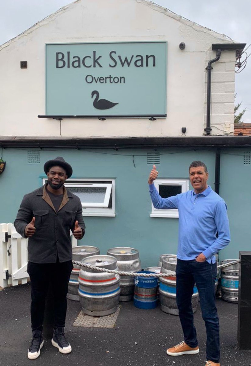 chris_kammy's tweet image. Had a pint with @MicahRichards earlier in Overton (between Shakey Wakey &amp;amp; Huddersfield) &amp;amp; whooped him at darts 🎯 as you can see I am the one that doesn’t do cool 😎 😂🤣
