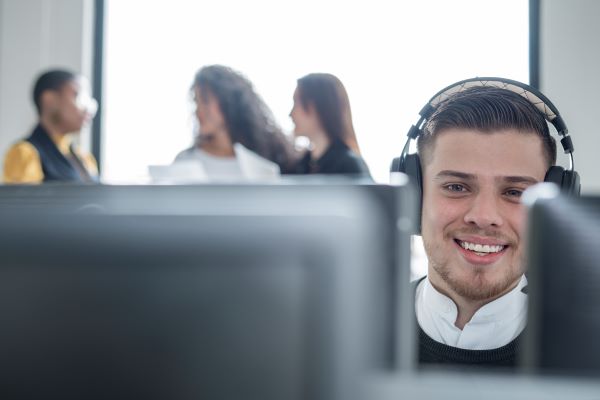 Engaged Agents = Happy Customers. Check out our latest blog. hubs.la/Q019p-lS0 
@cloudmigration @agentexperience <a href="/agentengagement/">Agent Engagement</a>