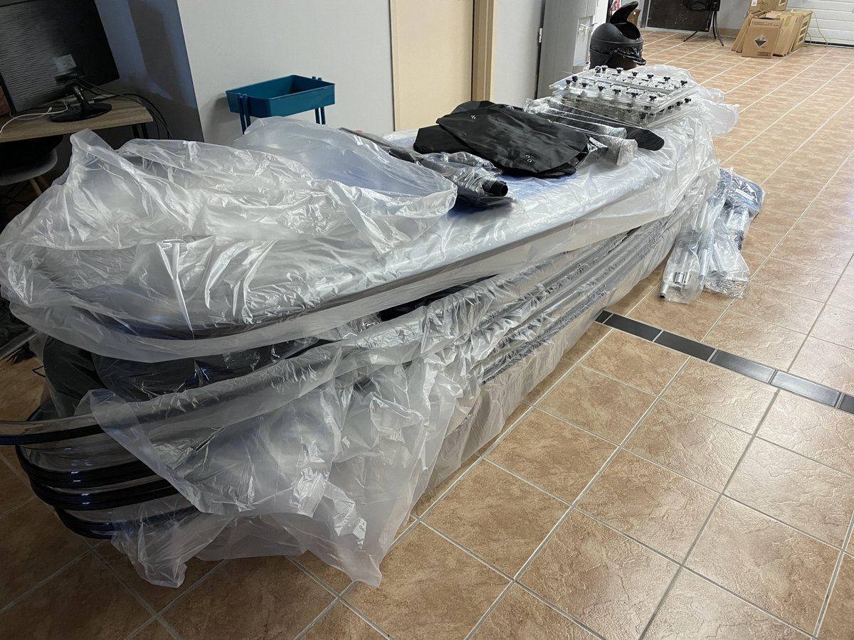 CrystalKayak's tweet photo. Look what arrived at our Canadian location. 7 x Crystal Kayaks and 1 x Crystal Board. Look for some new and updated "HOW TO" videos coming soon.  #crystalkayak  #crystalboard https://t.co/lb4ksEgXl7