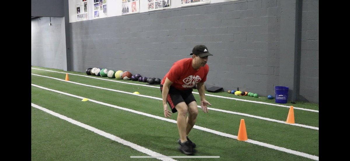 CoachAVogel's tweet photo. There are 2 companies that I find far and away above the cut &amp; @xpe_sports  curriculum is unbelievable! Tony sent everything to me for free and said check it out…It’s so outstanding I had to pay for it! He never asked me too! (1/2) https://t.co/3BcfPPivGv