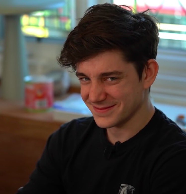 DailyEef's tweet photo. SMILES 😊💗
•
•
•
•
#YouTuber #TourEef #streamer #SoftBoi #softboi #KOllOK #ihtdtt #IHTDTT #EthanNestor #ethannestor #EthanLove #ethanlove #dailyeef #DailyEef #crankgameplays #Crankgameplays https://t.co/6c371ofRss