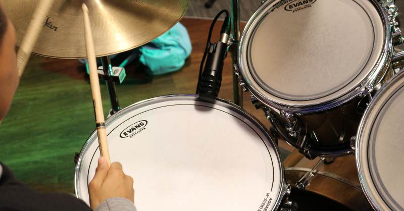 USAudioTechnica's tweet photo. As a proud sponsor of #NotesForNotes, we’re honored our #microphones and #headphones are used by #music students across the country. Learn more about this inspiring organization: https://t.co/bJXrnSHyE9 #AudioTechnica https://t.co/t8MGWjs0vK