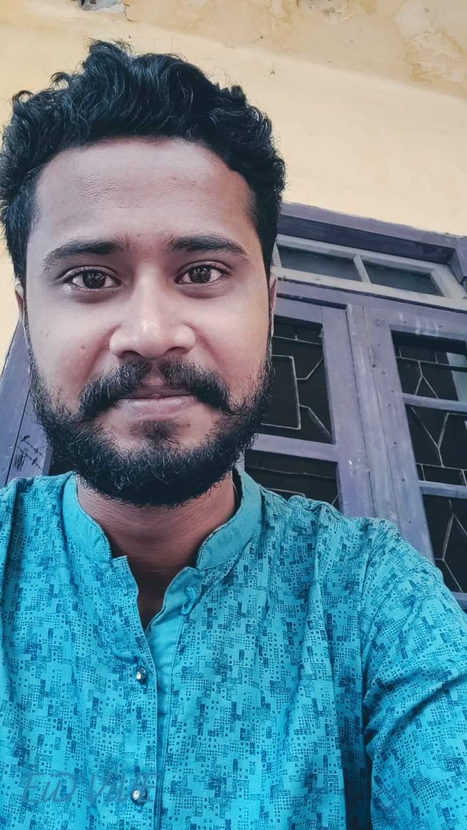 shawond94's tweet photo. eid vive 💙 https://t.co/Ec7hAtZRRt
