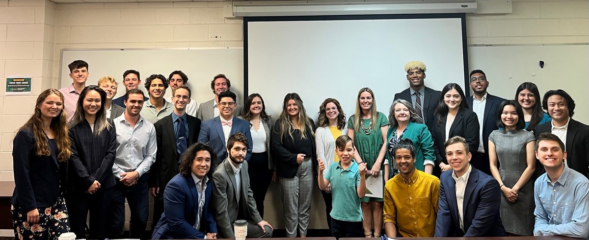 lisakuhlman's tweet photo. What a privilege it was this semester to guide these students in their development of an integrated marketing proposal for our client, Downside Up Inc! Everyone did a fabulous job!! @SouthernNews #SchoolofBusiness #MktgProf #businessasmission #finalsweek https://t.co/EJYvf37ut1