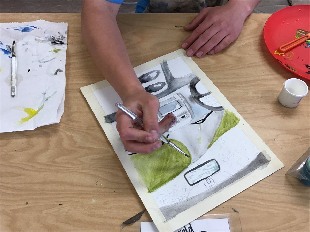 LMSArtStudio's tweet photo. Painting magic is happening in the art room, today! @LPSFineArts https://t.co/pGbzjM3o4i