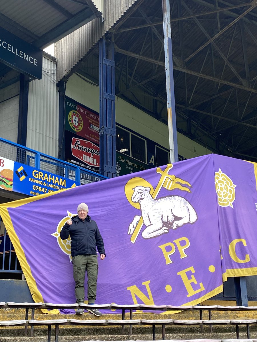 West Stand Paddock tweet media