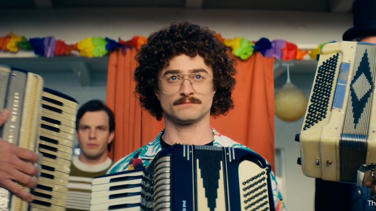 DiscussingFilm's tweet photo. First look at Daniel Radcliffe as Al Yankovic. https://t.co/LsH4lV2VCe