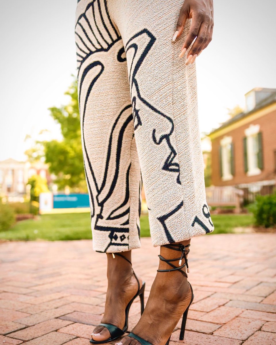 cessprvn's tweet photo. what can I say? It’s grad szn! 🎓
 
uncg22 https://t.co/OEc2M3ThG5