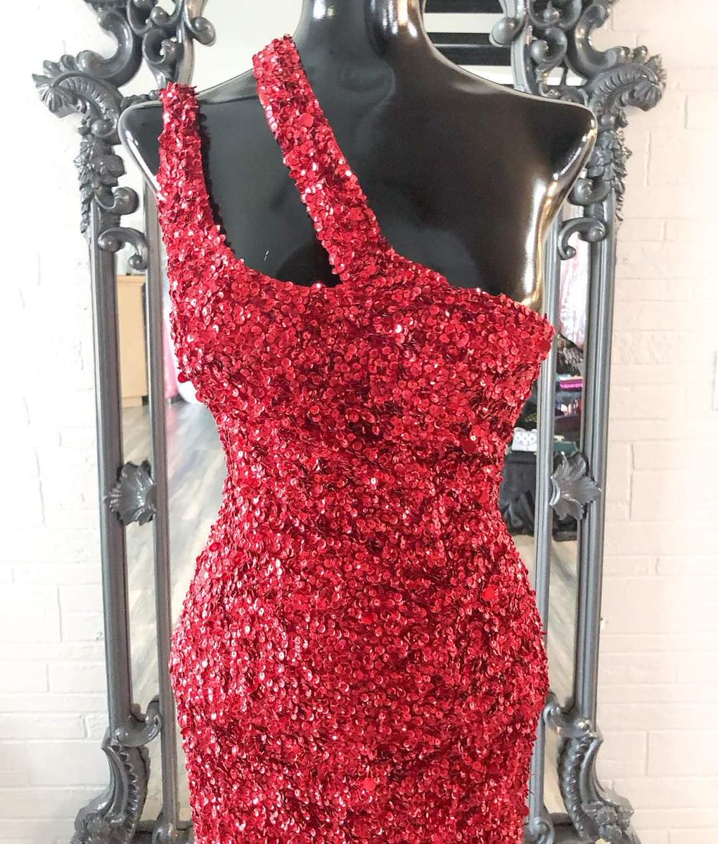 RegissBrideProm's tweet photo. It’s never too late to pick out the perfect prom dress!❤️
Sherri Hill 24045 https://t.co/5xuu3Fp6do