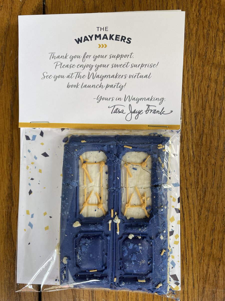 tfk4444's tweet photo. A sweet day for ⁦@TaraJFrank⁩ ⁦@wearewaymakers⁩ Happy book launch The Waymakers! https://t.co/6IMQTPuBfG