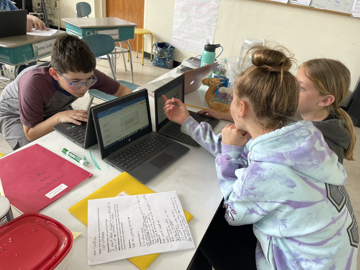 s_grenham's tweet photo. Happening now @ #beproudbedale…Ss in @mrschamblin1 class are researching & creating arguments, diving deeper into persuasive writing. #medfieldps #kidsdeserveit #relatabletopics https://t.co/XhQ9dhz8Ci