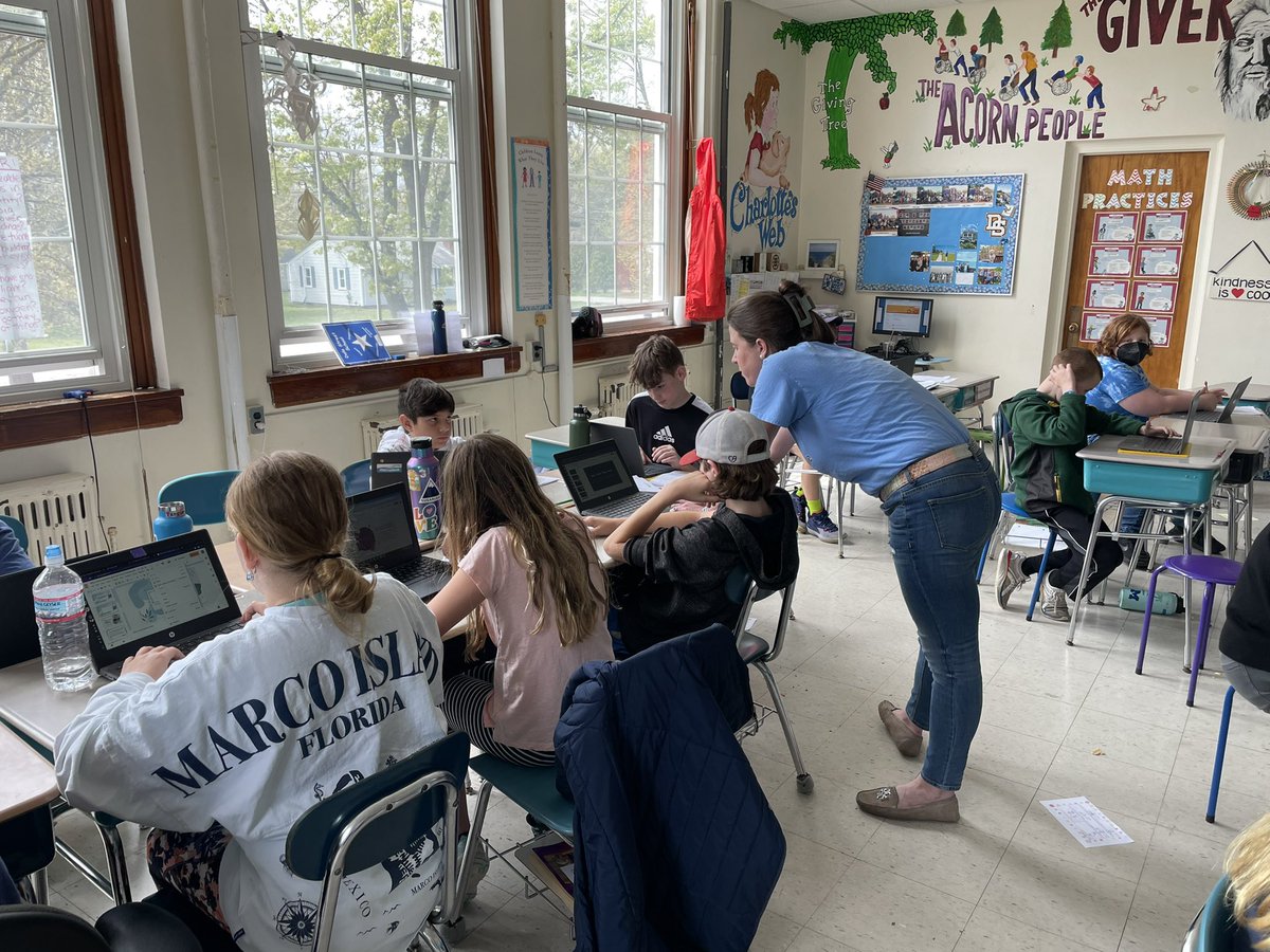 s_grenham's tweet photo. Happening now @ #beproudbedale…Ss in @mrschamblin1 class are researching & creating arguments, diving deeper into persuasive writing. #medfieldps #kidsdeserveit #relatabletopics https://t.co/XhQ9dhz8Ci