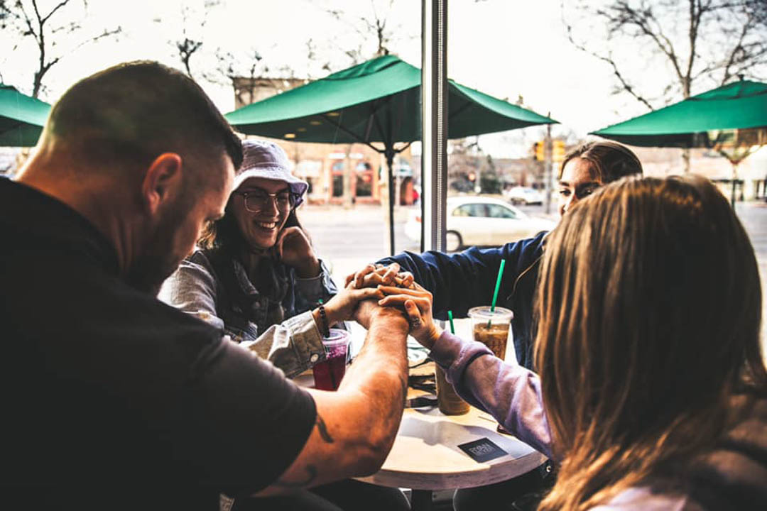 TheRyanBeyer's tweet photo. Show your support for your local Magician by liking, commenting, or sharing any of my posts! #TheRyanBeyerExperience#GreeleyCO https://t.co/XqKEm12e8H https://t.co/mMYHSCAIIl