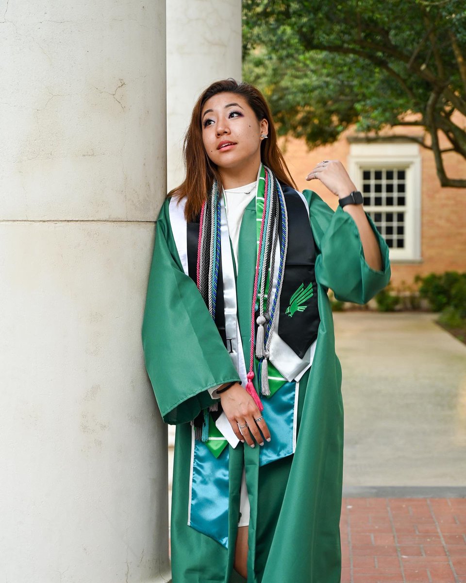 Our first grad is Dianna Dai! 
Dianna is graduating with a Bachelor of Fine Arts in interior design. 
She is involved in the Filipino Student Association, Zeta Tau Alapha sorority and NT40. After graduation, she hopes to begin a full time job to launch her career.

Congrats!