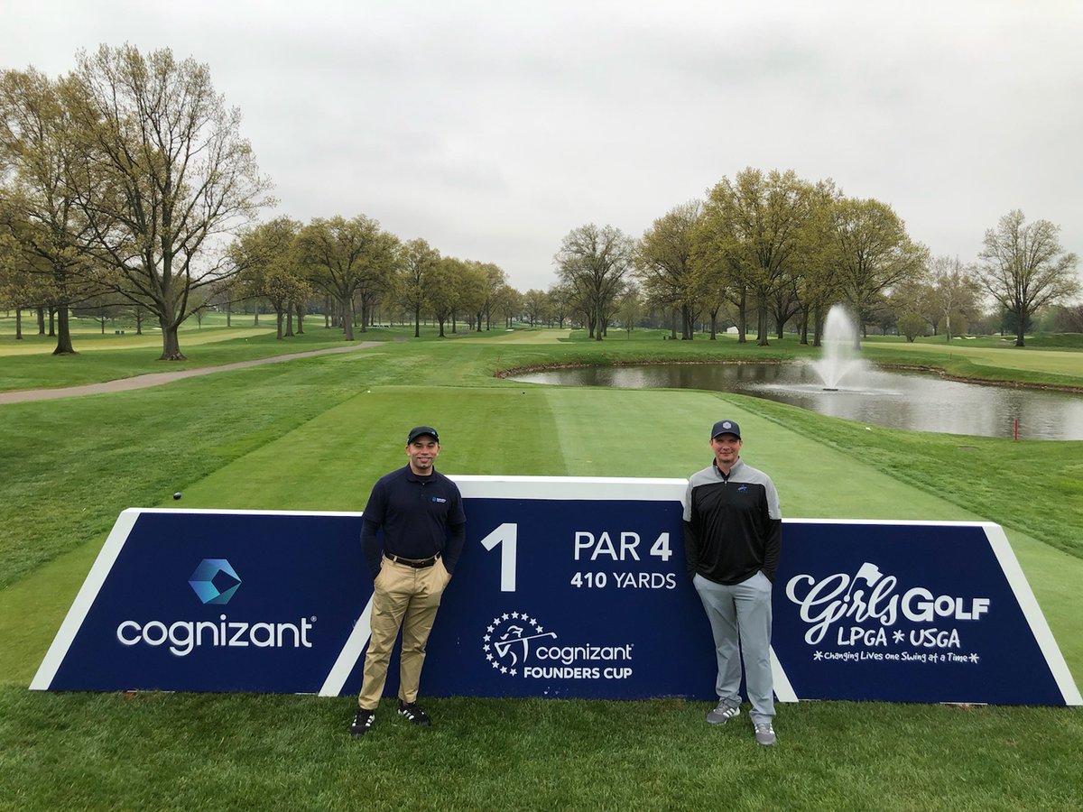 CompuDataInc's tweet image. Justin Van Druff, Director of Sales at CompuData joined members of the AFCOM, and a networking group of data center and IT infrastructure professionals for a vendor-neutral education and peer-to-peer networking event on the greens!
#AFCOM #CompuData #Golf #Technology