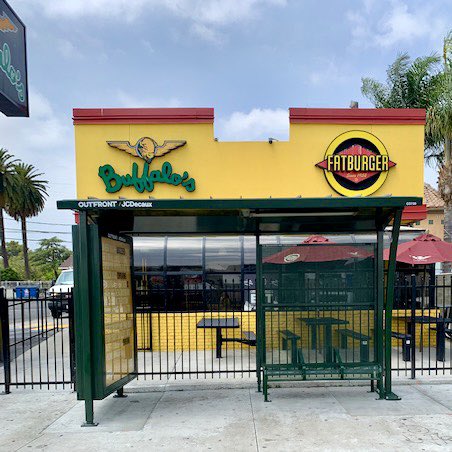 OutfrontDecaux's tweet photo. NEW kid on the block 🚨 

Freshly installed bus shelter over on Crenshaw/ Slauson 🚏🚌

Thank you for using public transit😊🍃

#investintransit
#transittuesday
#labusstops https://t.co/1lao2RhuvO