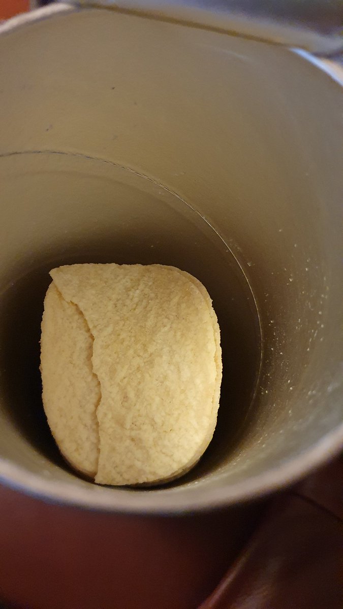 ColinMcCann1's tweet photo. @Pringles what the hell is this half tube about. Not only is the tube smaller, but it's not even filled to the top #ripoff https://t.co/RwbZExA8t4