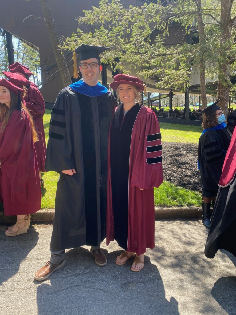 JeremyLogue1's tweet image. Lab alumnus, Dr. Maria Ullo (@mariaullo), represented the graduate school with a fantastic speech at commencement this year.
