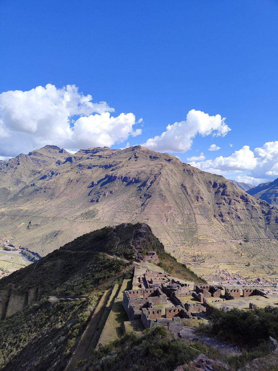 duexplore's tweet photo. I've been in Peru for 1 month now! It's freaking amazing, enjoying every moment in here. 

Slow travel is the only way to immerse yourself into a place, a culture. Probably gonna stay in Peru for 5 or 6 months! 

I wanna live Real experiences. Not touristy experiences

#peru https://t.co/oU3xGeJivP