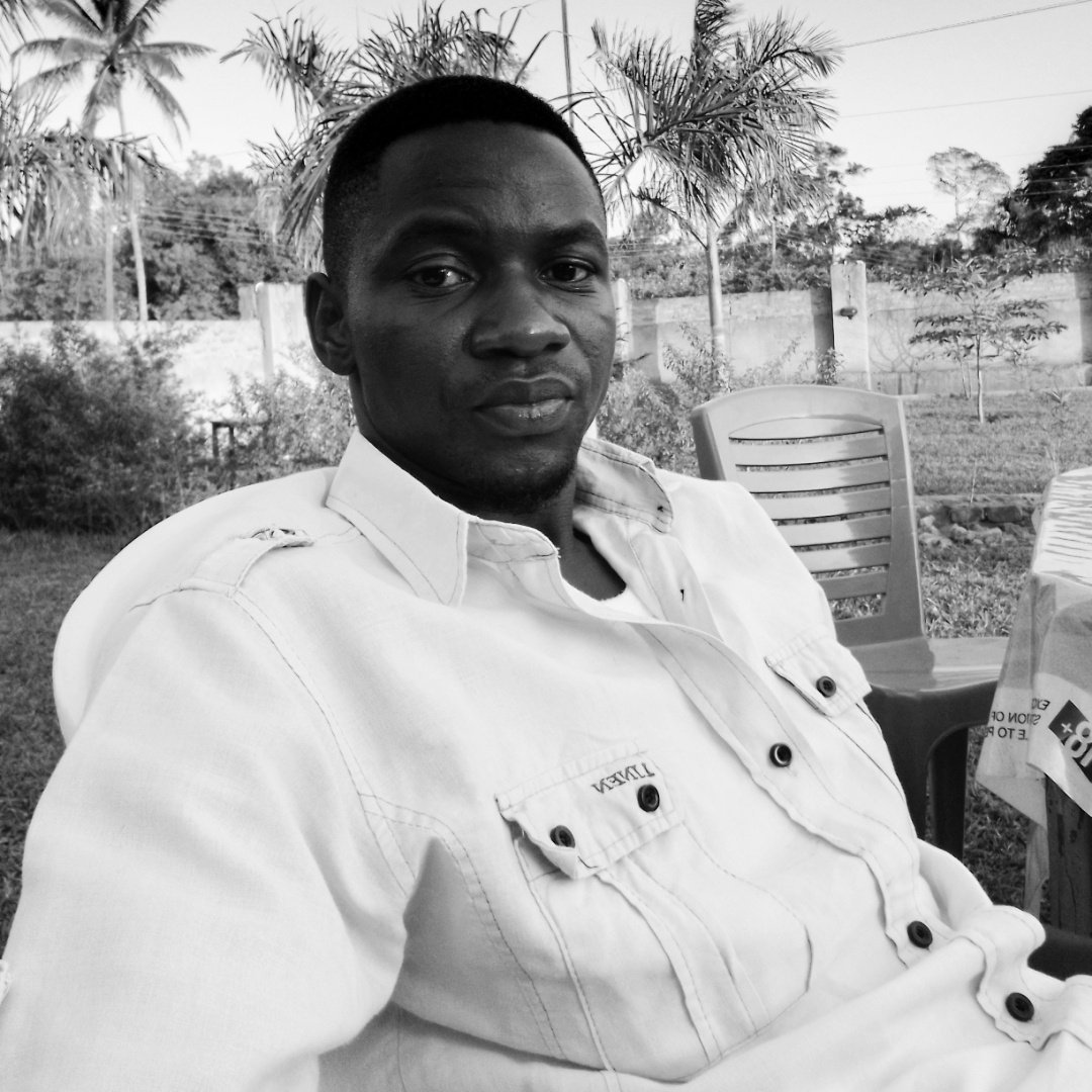 SolomonObaa's tweet photo. #NewProfilePic https://t.co/K2nYFTkSiA