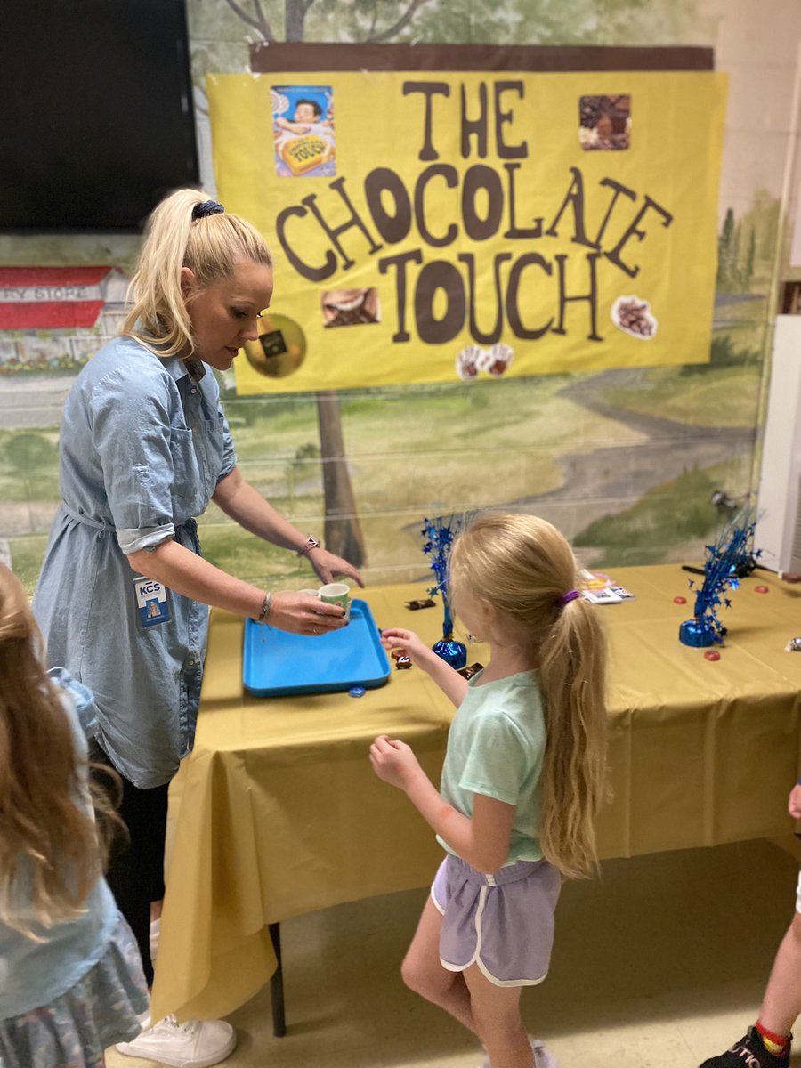 SES_Hornets's tweet photo. We had a wonderful reveal party for One Book Read City! Students received their own copy of the Chocolate Touch with a sip of hot chocolate! https://t.co/5M8JOAbalh