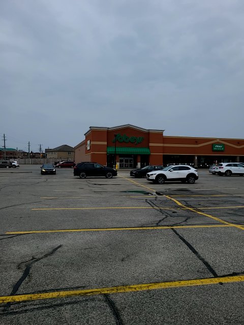 Taylor22Kris's tweet photo. Cheeco found #bitcoin in a User vault at this location! Join me playing #coinhuntworld, It's awesome! https://t.co/ysMWpPepC3 #cryptocurrency #77855 https://t.co/IETU6i3znA