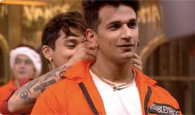 __khushi__73's tweet photo. Aukaat aukaat ki baat hai 
Narula ji samjhe ya samjhun????

#PratikSehajpal  #LockUppwithpratik #LockUpp https://t.co/GckDHBCROV