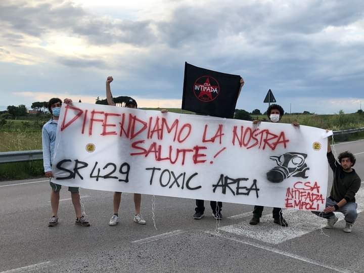 AndreaBotti12's tweet image. #Empoli Venerdì 6 maggio al Csa Intifada @crempoli Cena
Autofinanziamento e DjSet NO KEU FEST
A cura dell&apos;Assemblea permanente #NOKEU 
Difendiamo il nostro territorio dalla devastazione ambientale.
Basta veleni, basta mafiosi.
Bonifica subito della #SR429
facebook.com/events/s/cena-…