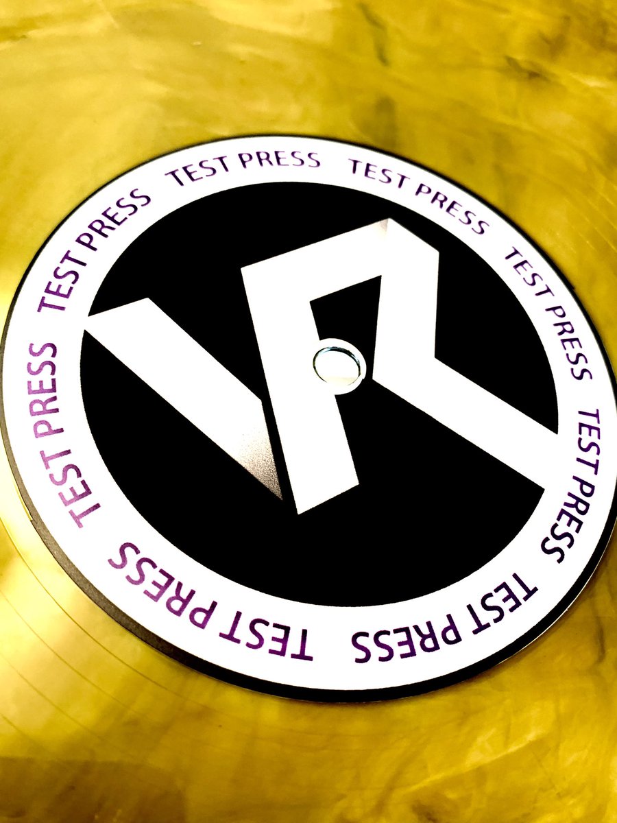 **Competition to win a VNR005 TP**

To celebrate my release this Friday I am going to give away three TP’s 

To enter all you have to do is ‘Retweet’ this post 🎯 

Winner’s will be drawn out the hat on Tuesday 10th May! 

#drumandbass #junglemusic #dnb