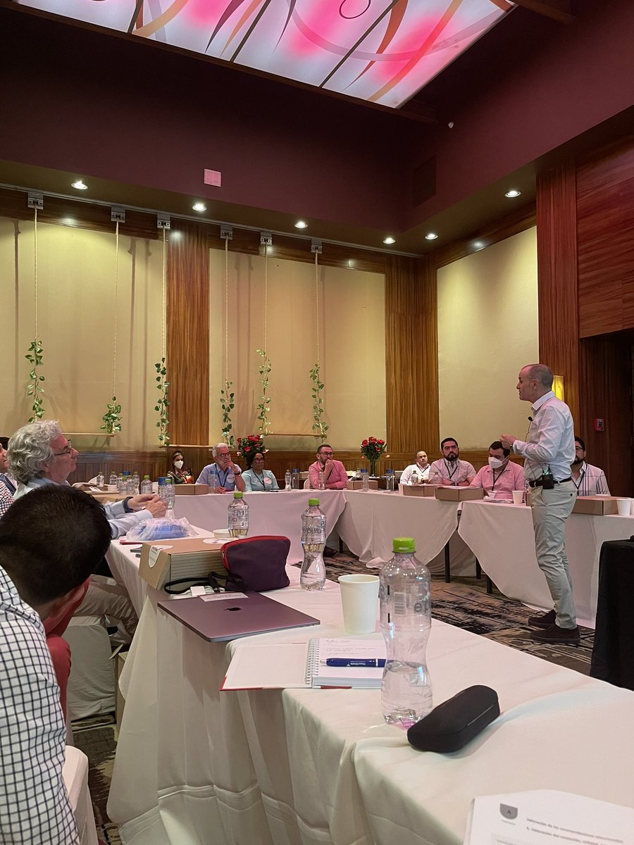 MiriamRodrAspem's tweet photo. #masterclass en #FA con @JoseJuanatey con dinámica de debate con los expertos de la región #CAC Centro América Caribe en Los Cabos, MX. Un placer impulsar esta iniciativa de Profarmaco/Mefasa desde @gocnetworking. La calidad marca la diferencia @martapatsi @fwyss1689 #heartDate https://t.co/pDXHGZp90w