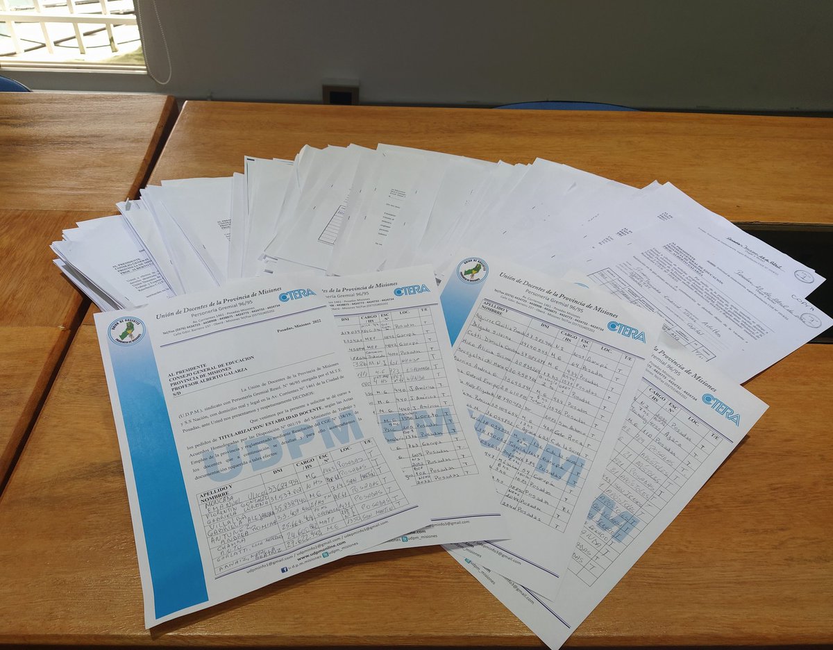 BurtnikClaudia's tweet photo. Titularizaciones: hecho histórico dos procesos simultáneos vacantes 2018-2019. Conquistas producto de decisiones políticas priorizando el diálogo como herramienta en defensa del colectivo docente. Gracias por seguir confiando en udpm con @grillo141  @BoveroEdith @MirtaElizbaez https://t.co/IFUlXcx3UJ