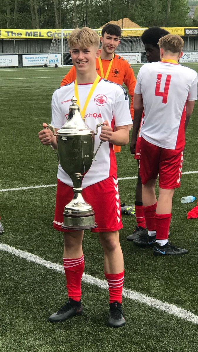 A magical year of sport continues for  @SandringhamPE. Zak, Joe &amp; Ashton are <a href="/EJALeague/">EasternJnrAlliance</a> Challenge Cup winners with @HemelEja 🏆💪 Next stop Stoke on Monday 9th May @SandringhamSch1 <a href="/HertsSchoolsFA/">Hertfordshire Schools FA</a> <a href="/SchoolsFootball/">English Schools' Football Association</a>