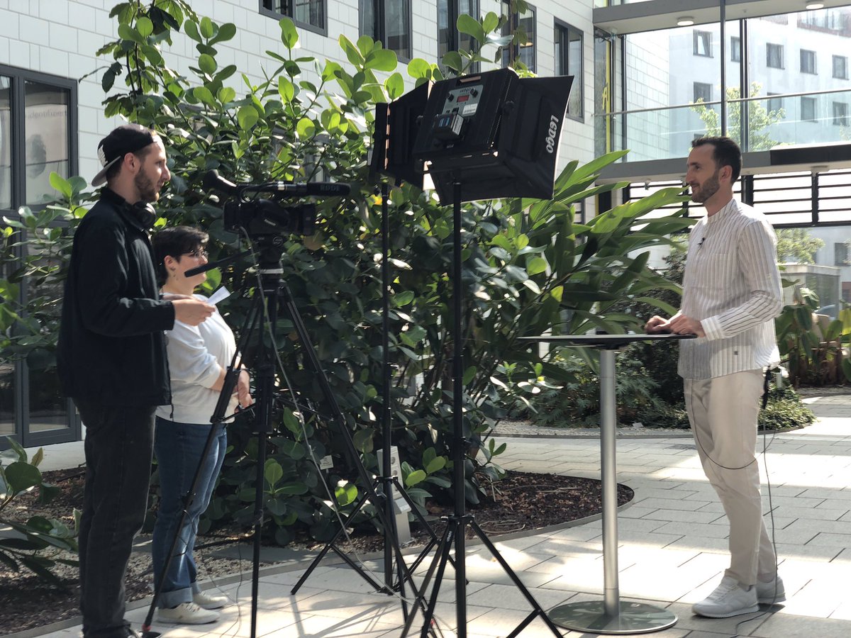 Another filming day 🎬… this time in Kaiserslautern. Thank you <a href="/FraunhoferITWM/">Fraunhofer ITWM</a> for the professional assistance! <a href="/EtnThread/">THREAD_ETN 🇪🇺</a> <a href="/deni95_/">Denise Tumiotto</a> #thread #itwm #mlu #ntnu
