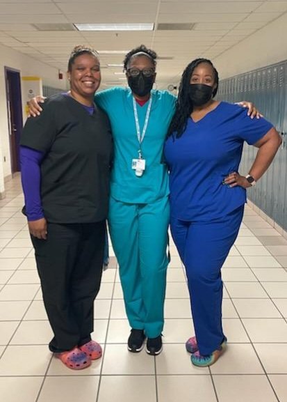 cherry_coach's tweet photo. Today was dress like an unsung hero @TallwoodLions @kandiegyrl74, @AVIDwithHinton, and I were prescribing fist bumps, hugs, and encouraging words. 😍 💛💜 🦁 #NoCopay #BestNursesInTheBeach #TogetherWeRoar https://t.co/dm79rMnkXg