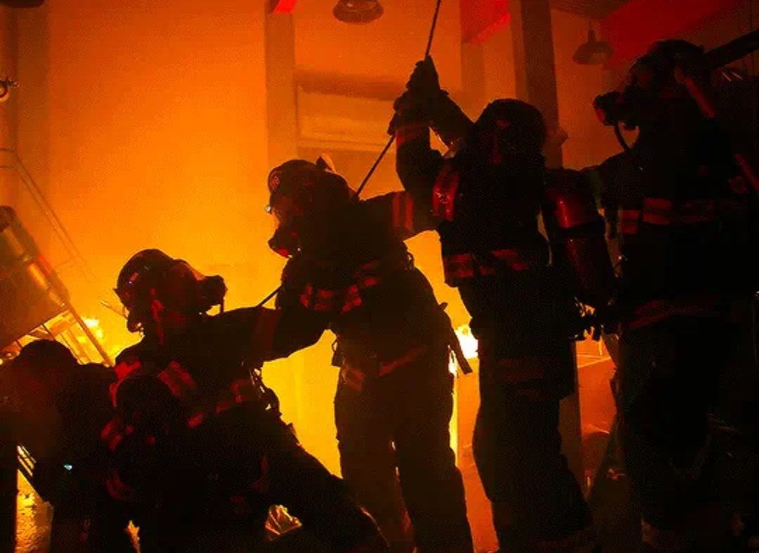buckuniverse's tweet photo. “What's that saying? You got the family you're born into and the one you choose? Well, that's what the 118 is. The family we chose.”
#911onFOX https://t.co/3nys0WSm8q